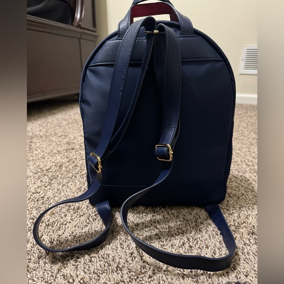 WOMEN TOMMY BACK PACK - Picture 3 of 4